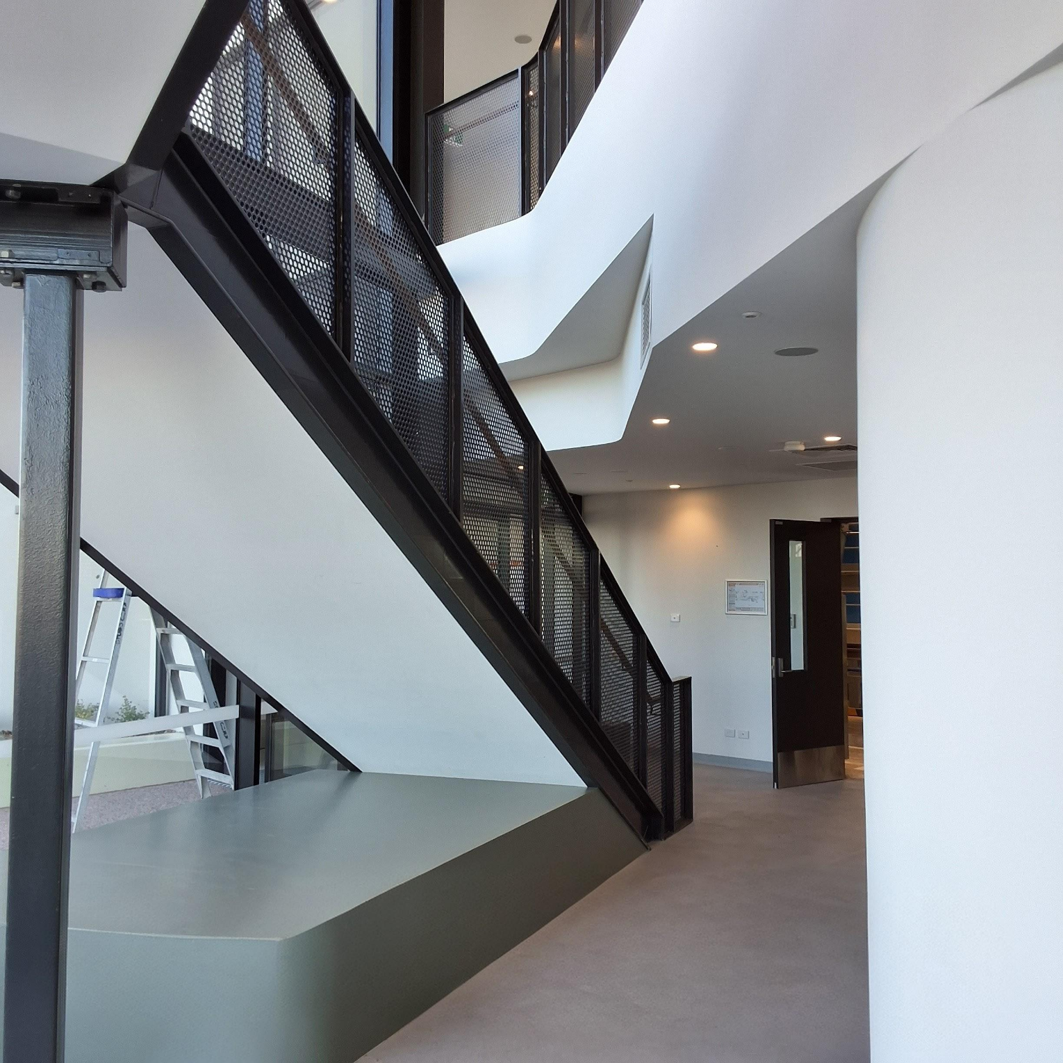 Stair void bulkhead return